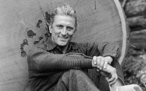 kirk-douglas-97-birthday-ftr